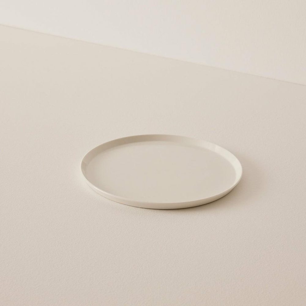 Dinnerware | Round Plate 240 White Dining Dinnerware