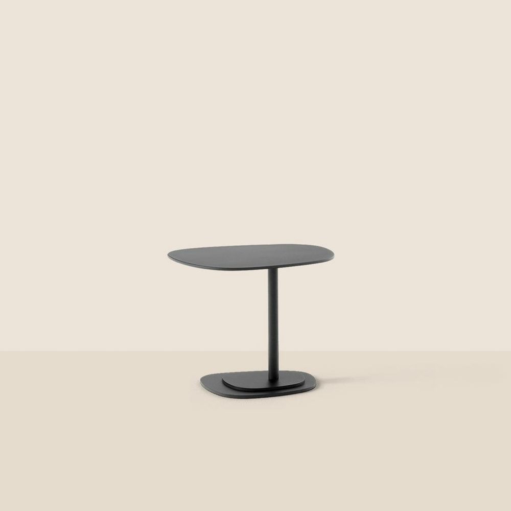 Tables + Desks | Insula Picolo Side Table Short Furniture Short